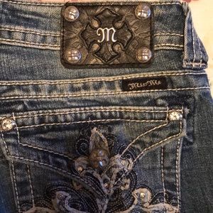 Miss Me Capri jeans